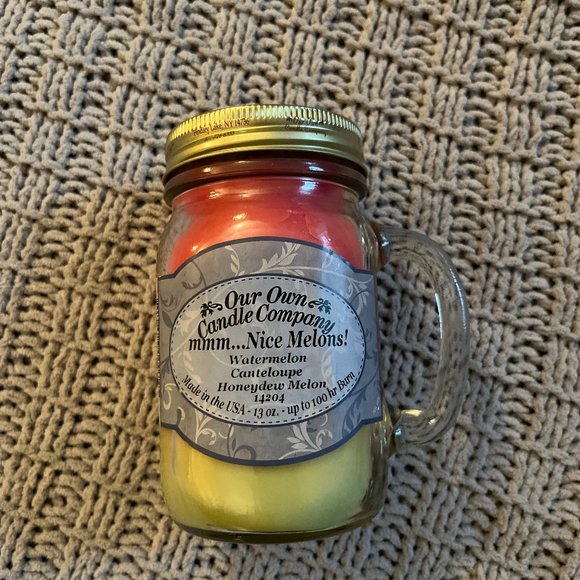 Our Own Candle Company- mmm nice melons scent - Picture 1 of 3
